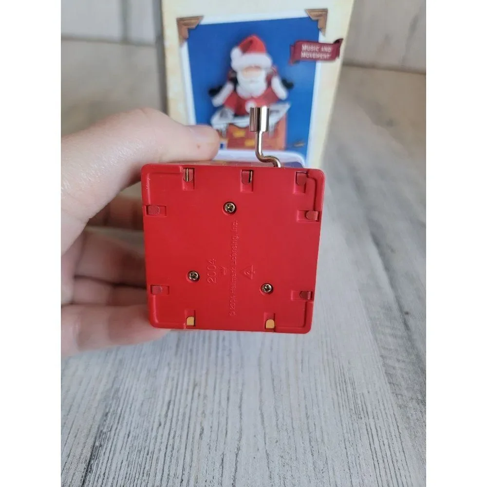 Hallmark 2004‎ pop! goes the Santa ornament Xmas